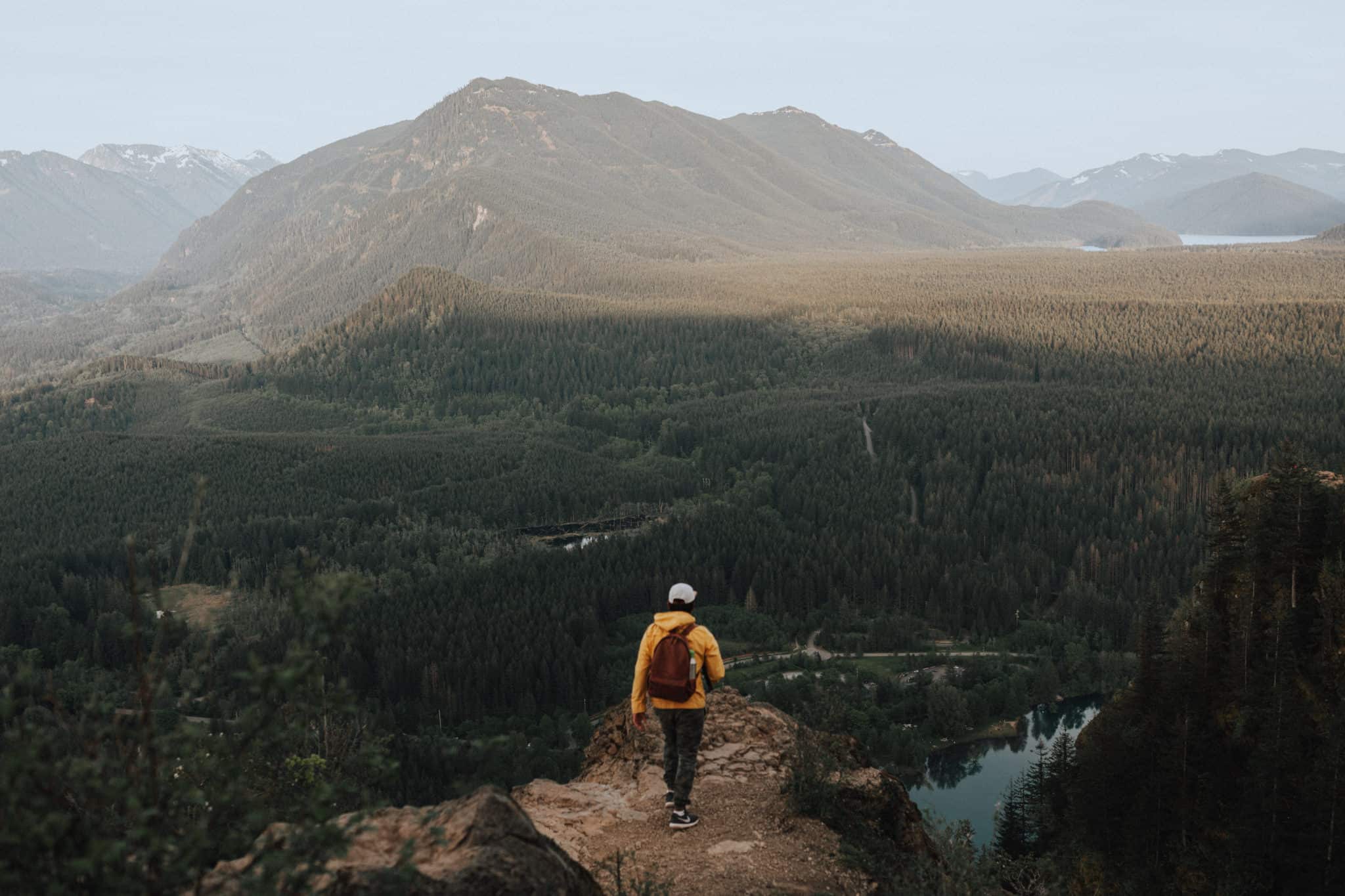 20 Energizing Hikes In The PNW - TheMandagies.com