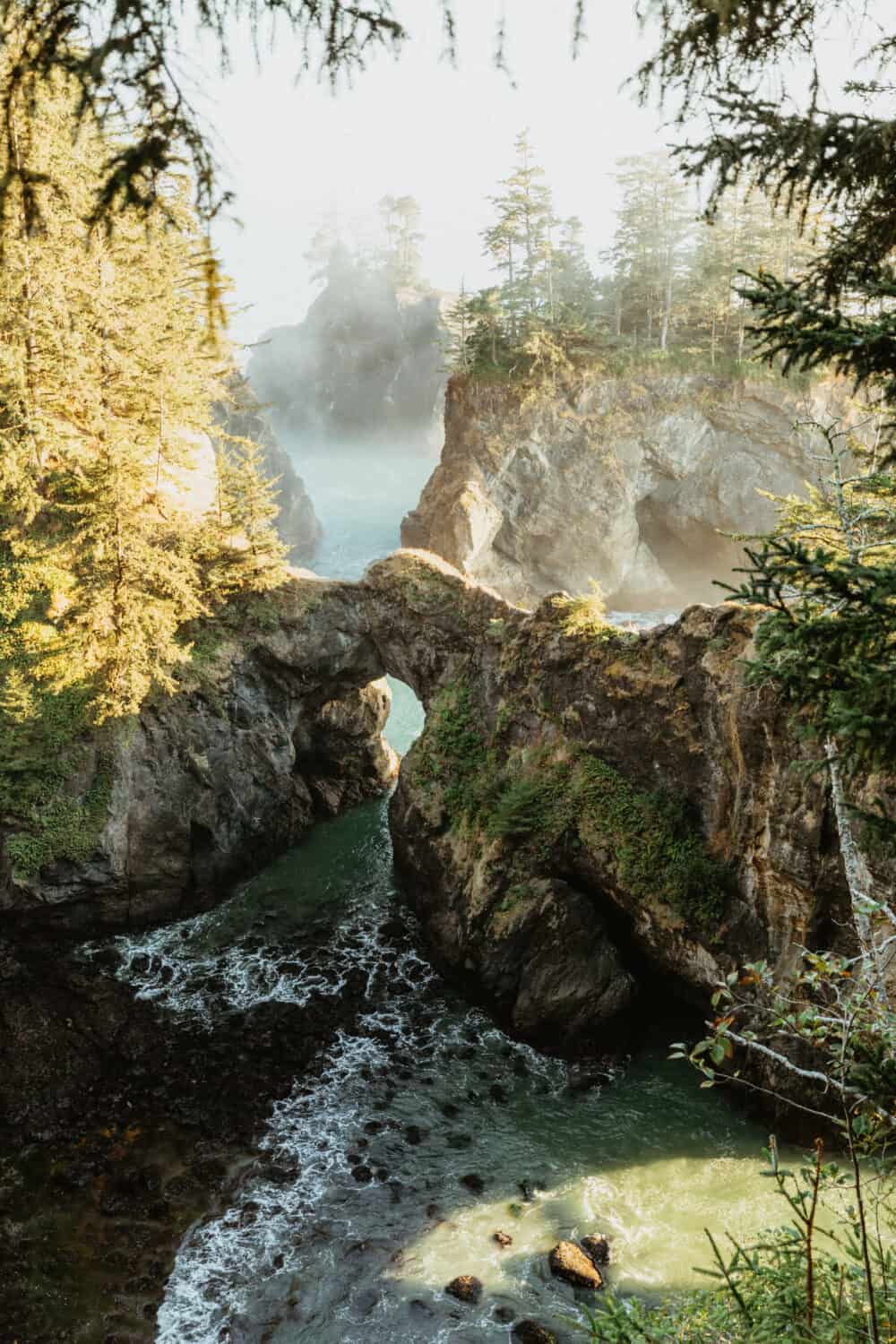 Best Beaches on the Southern Oregon Coast - Natural Bridges