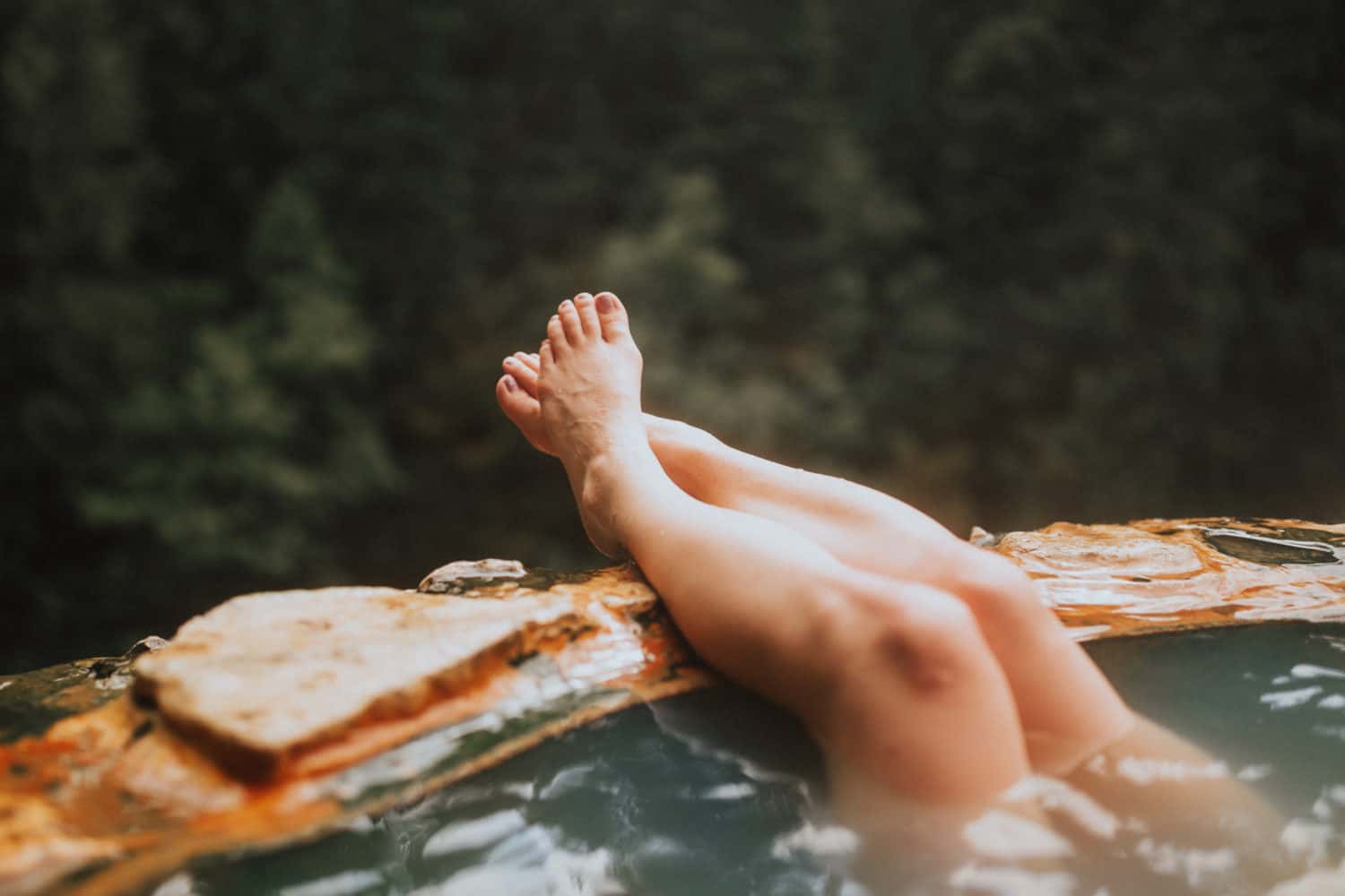 feet at umpqua hot springs