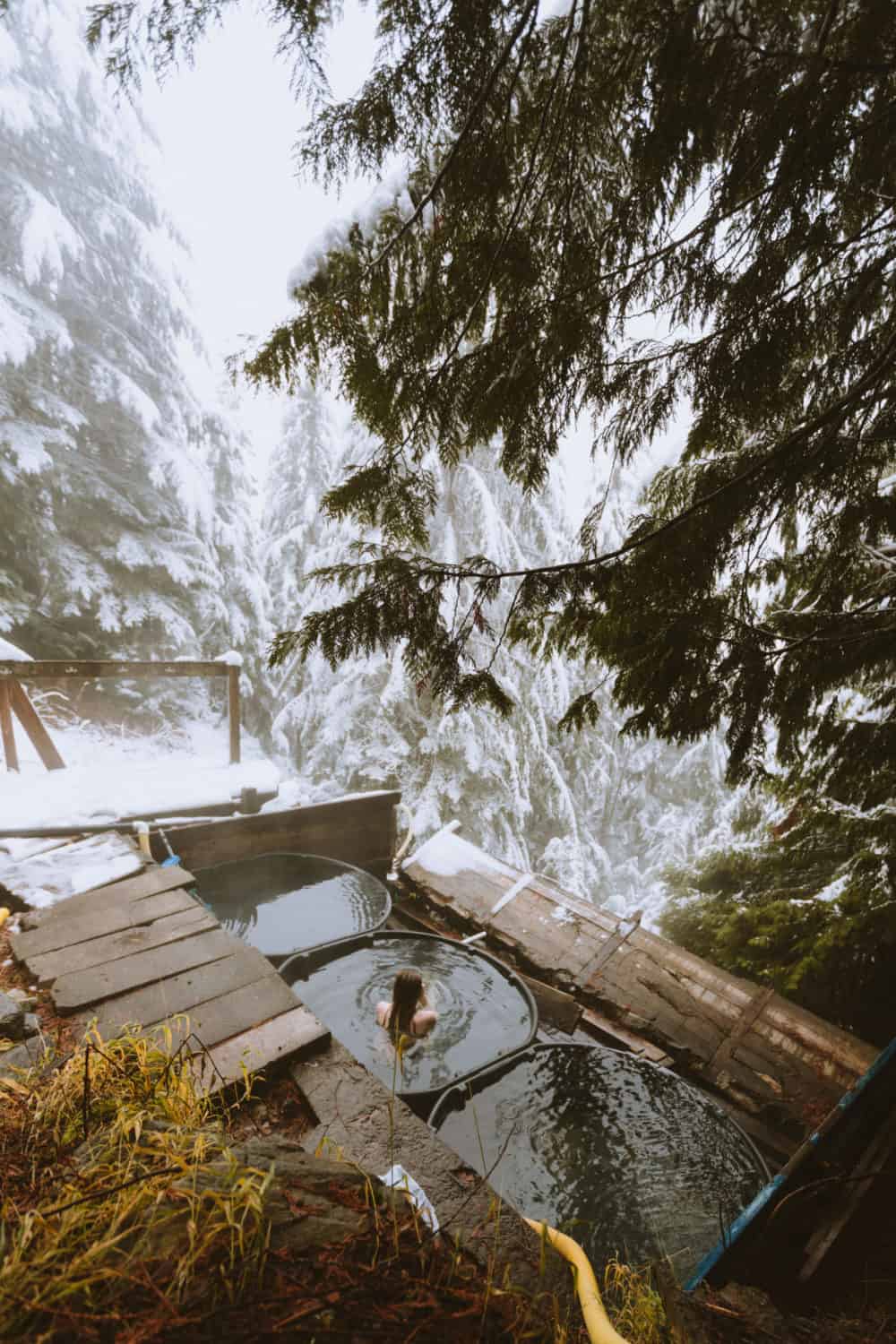 Looking for a winter getaway? Look no further that this dense-forest scenic hot springs in the Cascade mountains of Washington! Read of to find out how to get here and get relaxing right away! TheMandagies.com