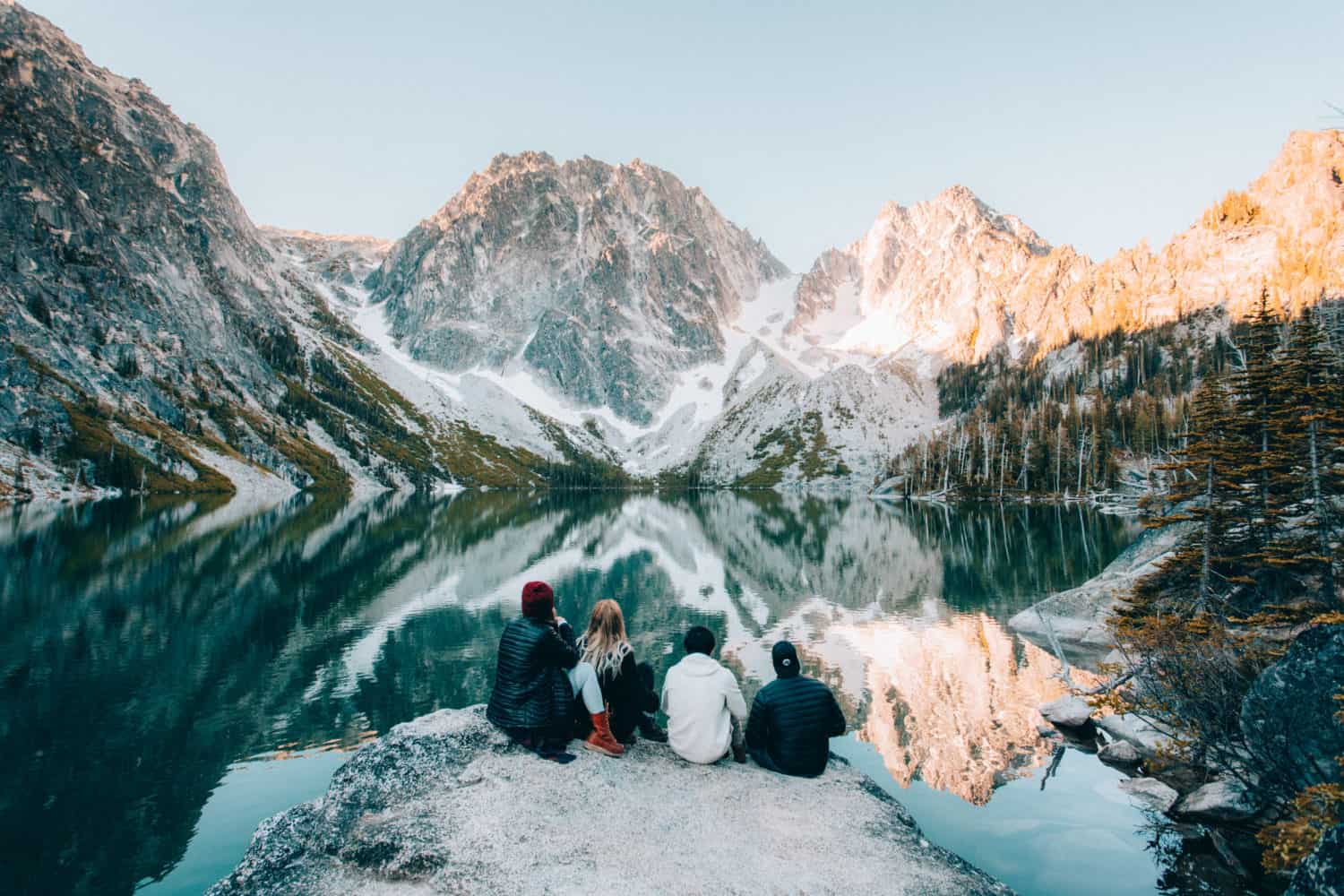 Things To Do In The Pacific Northwest - Hiking Colchuck Lake In Washington State