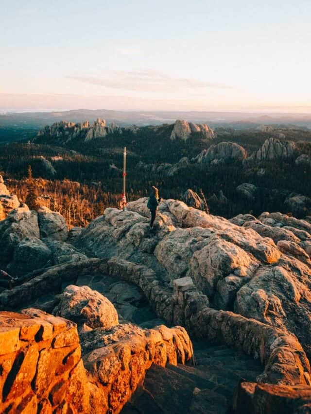 10 Ways To Enjoy Autumn in South Dakota The Mandagies