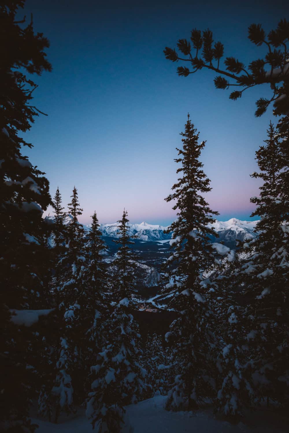 blue hour in the Canadian Rockies - TheMandagies.com
