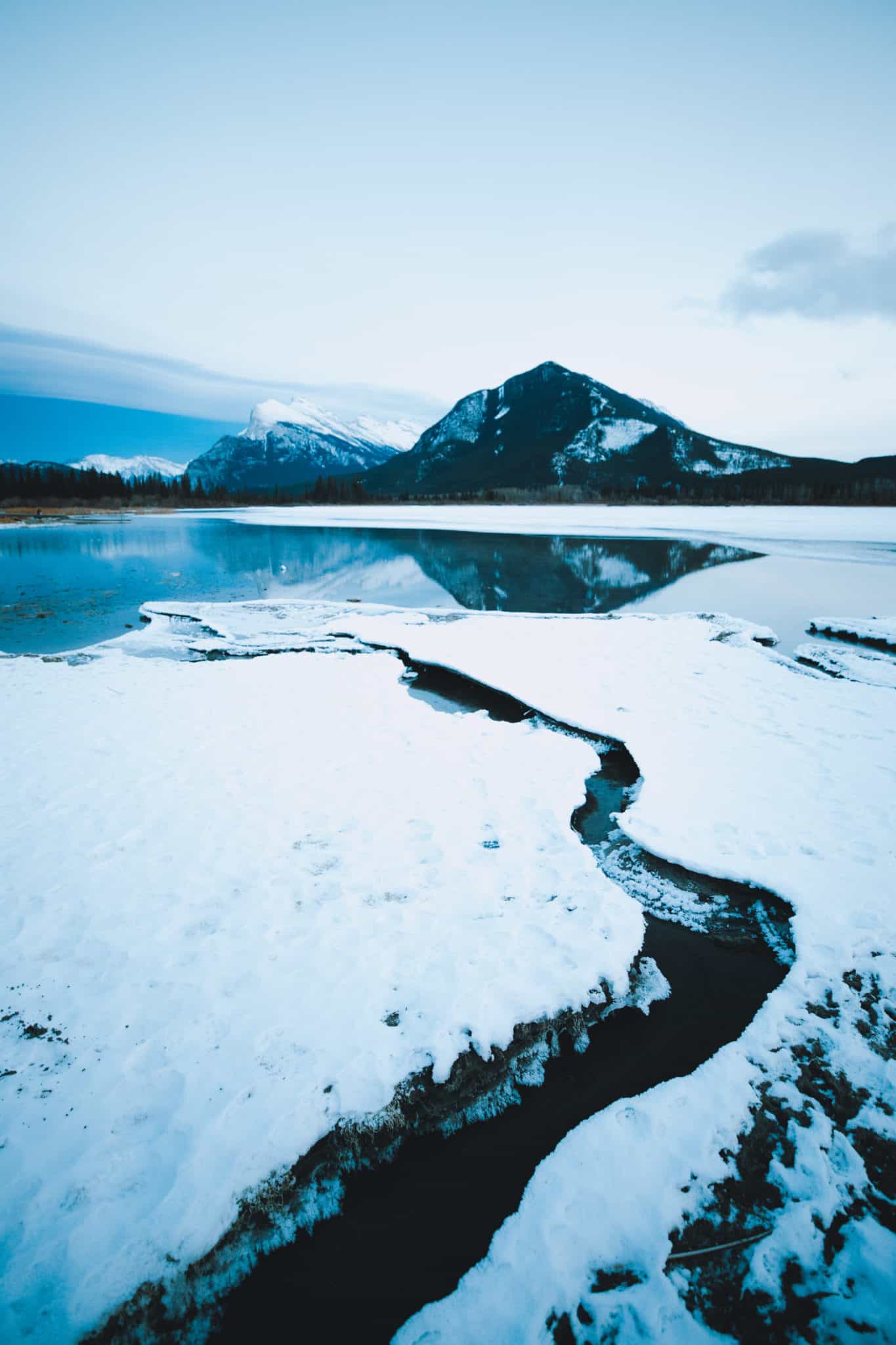Vermillion Lakes In Winter - TheMandagies.com