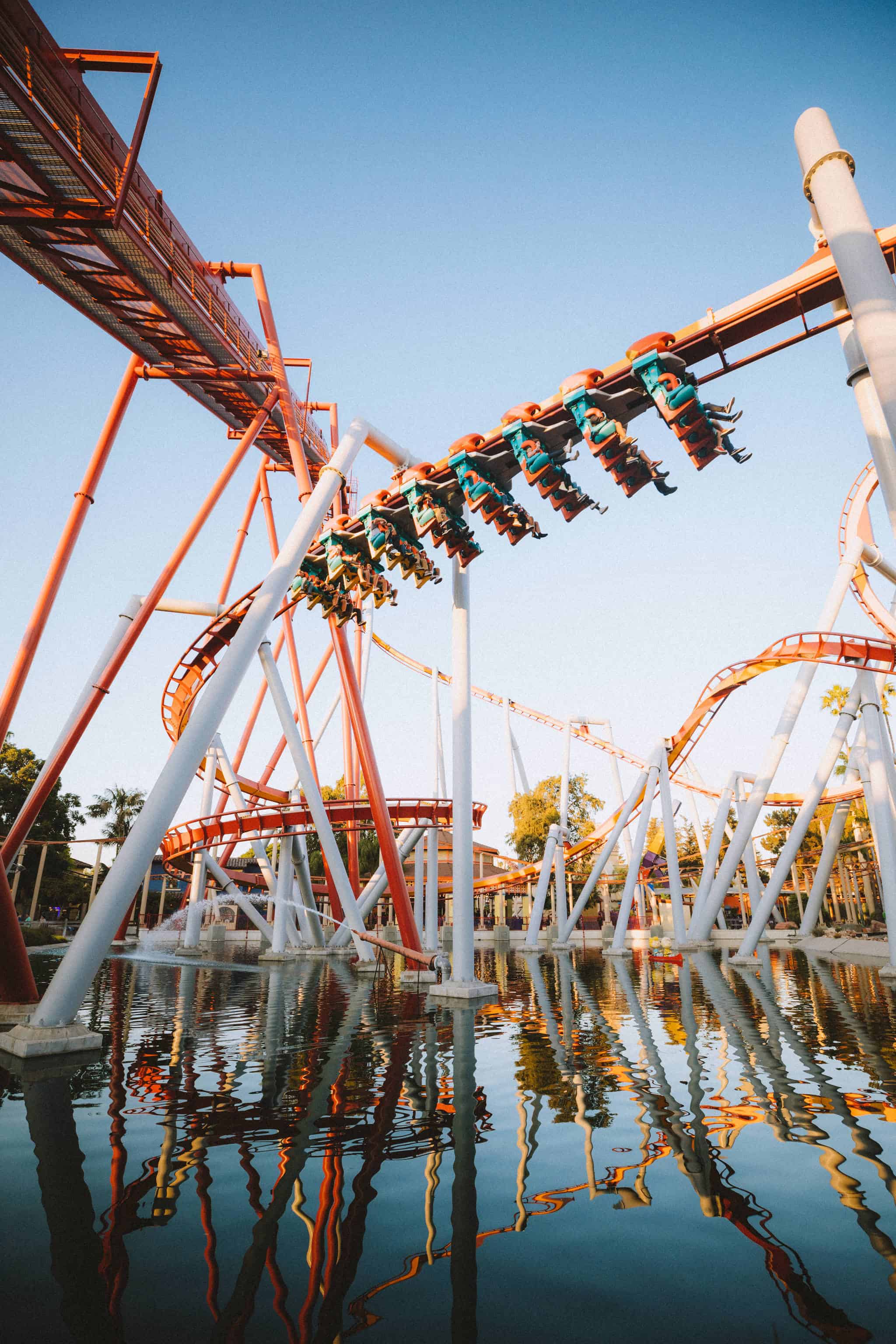 Knott's Berry Farm - Things To Do In Orange County - TheMandagies.com