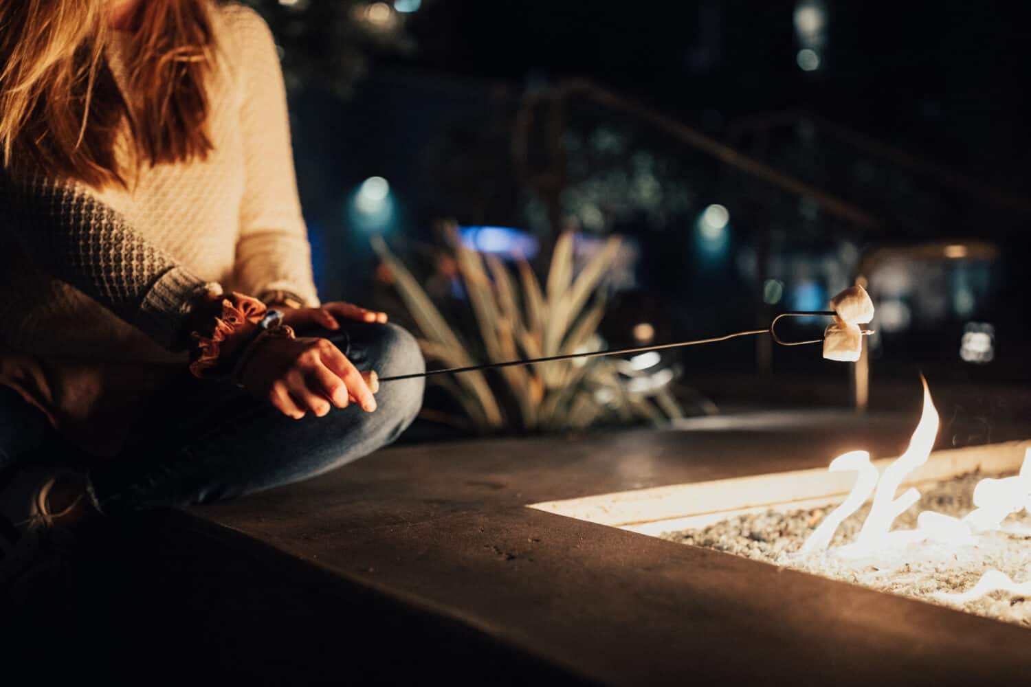 Roasting smores at Kimpton Shorebreak Hotel Huntington Beach - TheMandagies.com