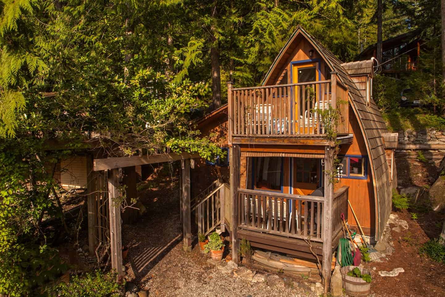 Cabins in the Pacific Northwest - Alfie The A-Frame