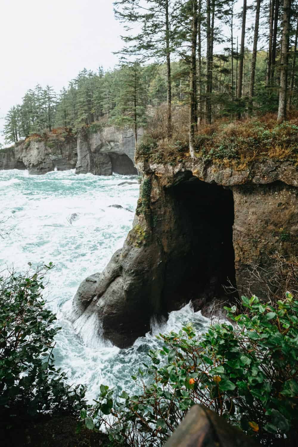 Cape Flattery Sea Caves - Washington Coast - TheMandagies.com