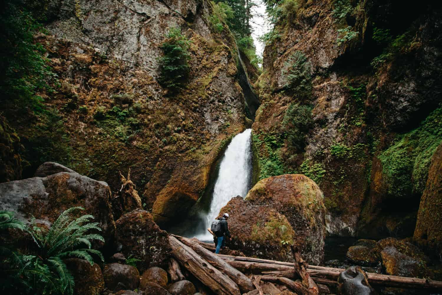 Columbia River Gorge Waterfalls - what to do in Mount Hood, Oregon