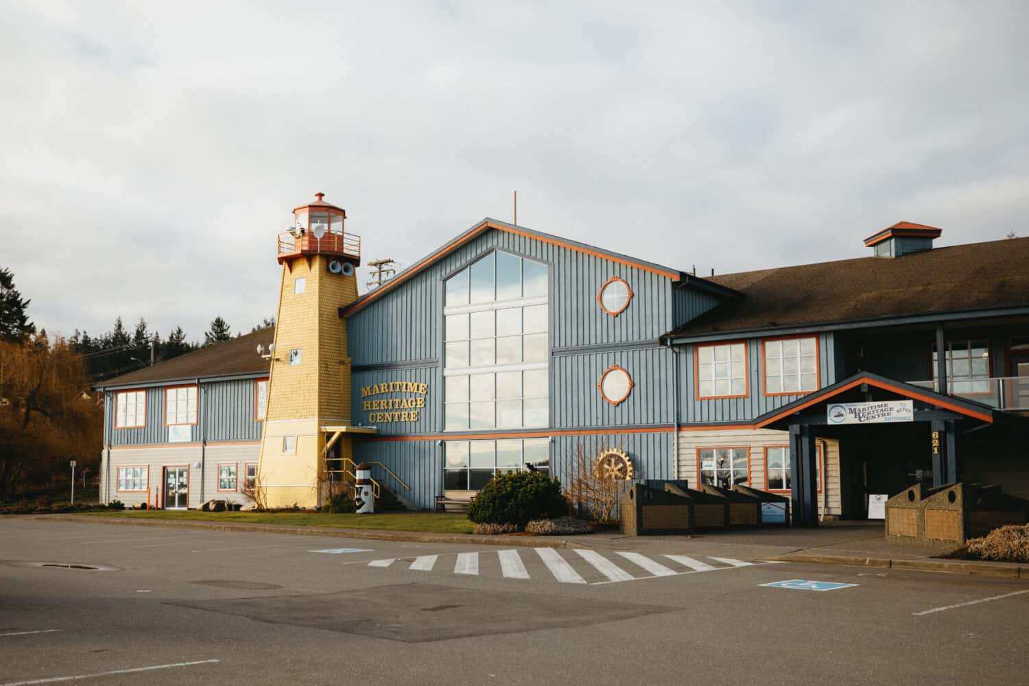 Discovery Passage Aquarium - Maritime Heritage Center - Campbell River, BC - TheMandagies.com