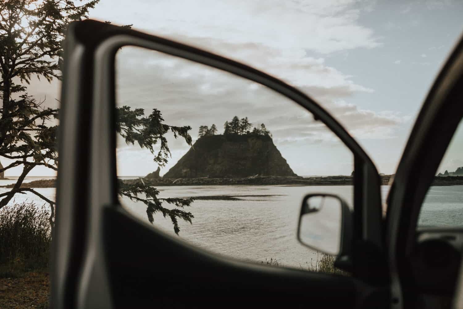 First Beach View, La Push, Washington - TheMandagies.com