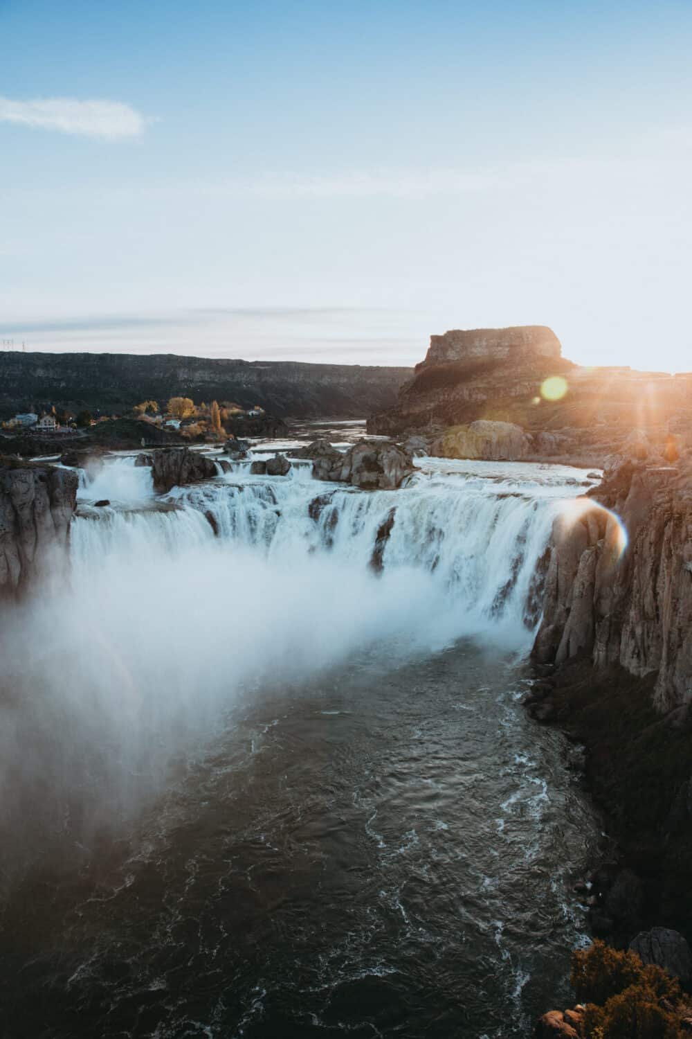 Shoshone Falls at Sunrise - Weekend trips from Boise ID to Twin Falls 