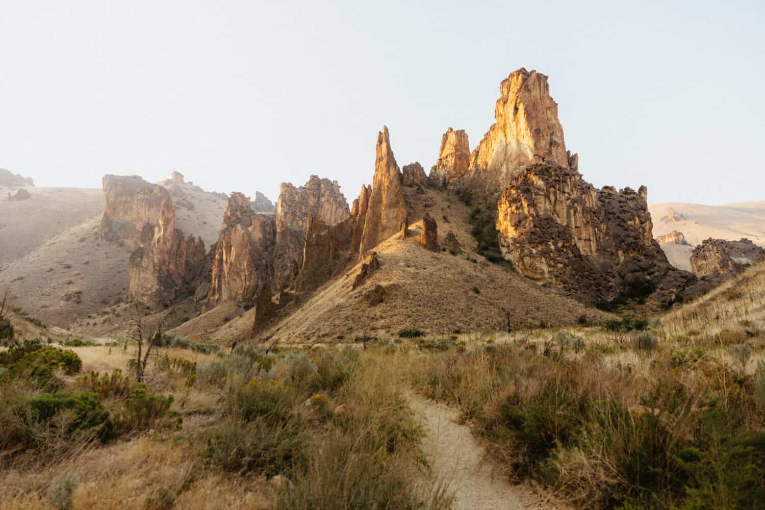 Leslie Gulch Eastern Oregon - TheMandagies.com