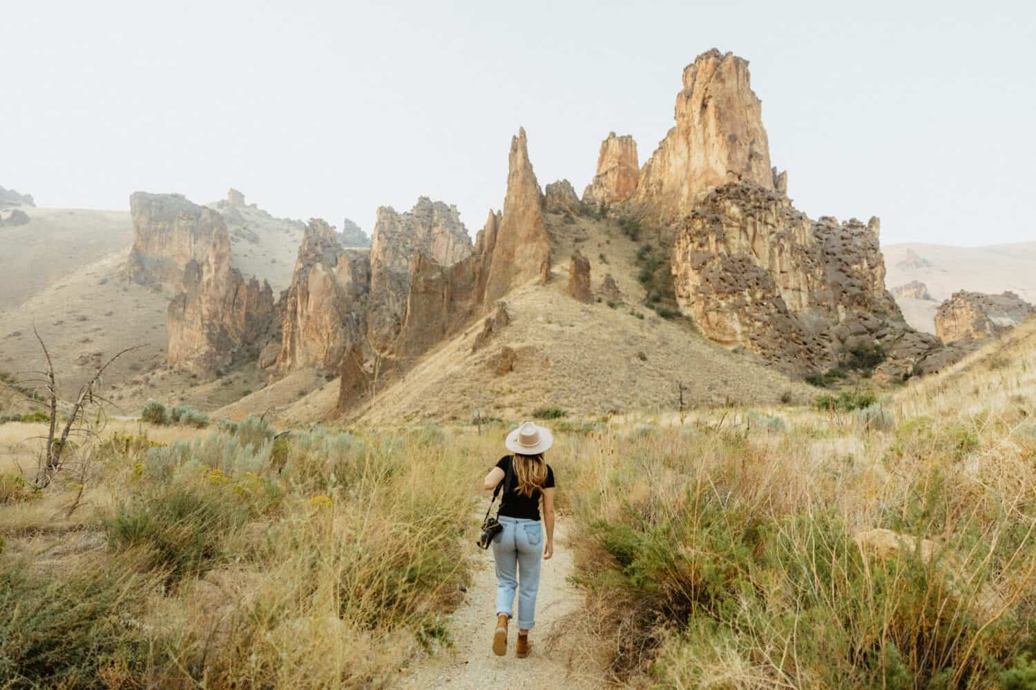 Emily Mandagie Leslie Gulch Hiking