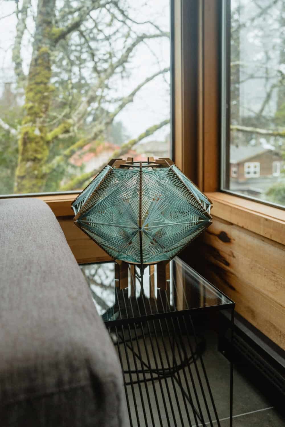 Geometric Table Lamp