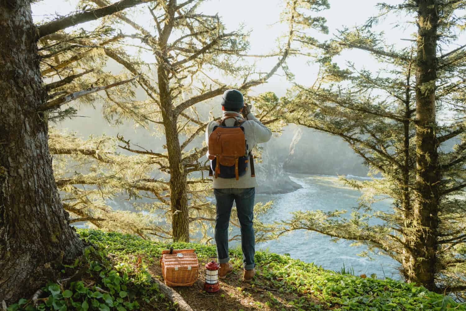 Berty Mandagie photographing Secret Beach in Oregon