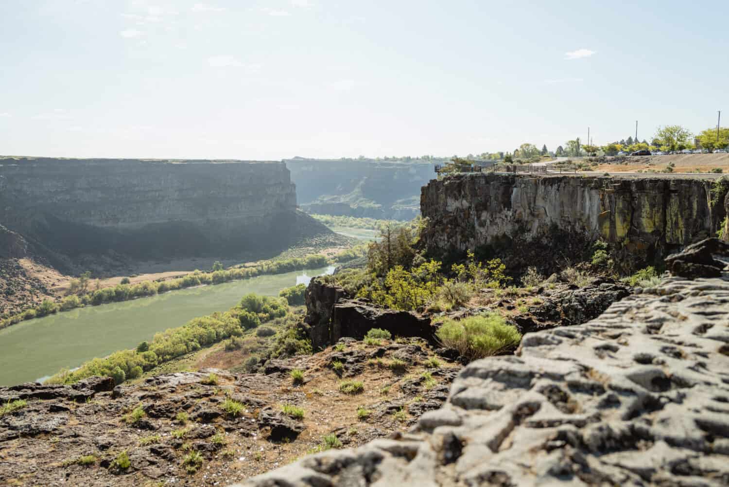 Things To Do In Twin Falls, Idaho - Snake River Canyon Rim Trail - TheMandagies.com