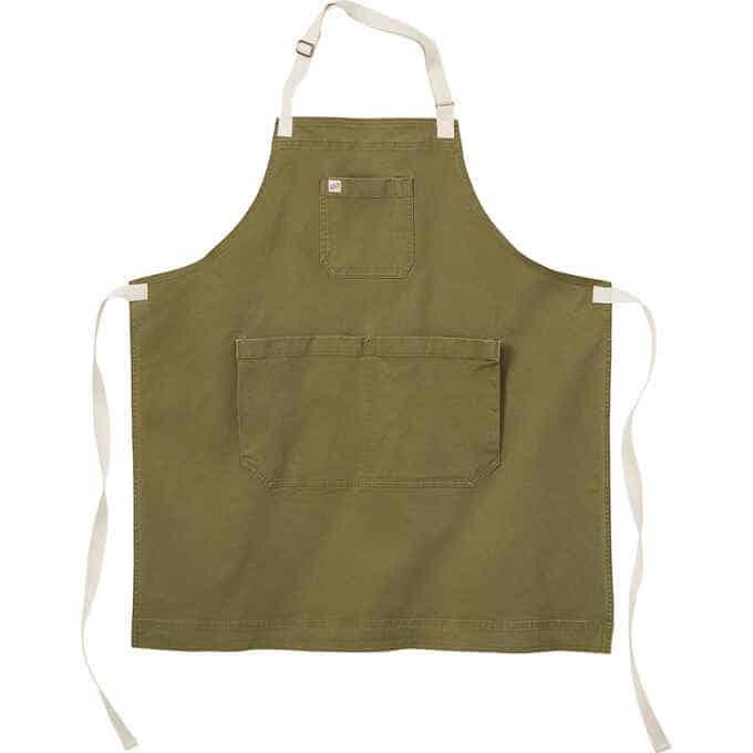 Duluth Trading Company Apron - Best Gifts For Backyard Hosts