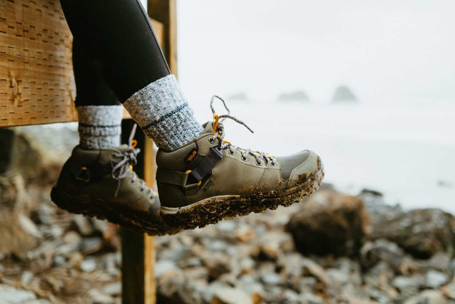 How To Break In Hiking Boots - Teva Boots - The Mandagies