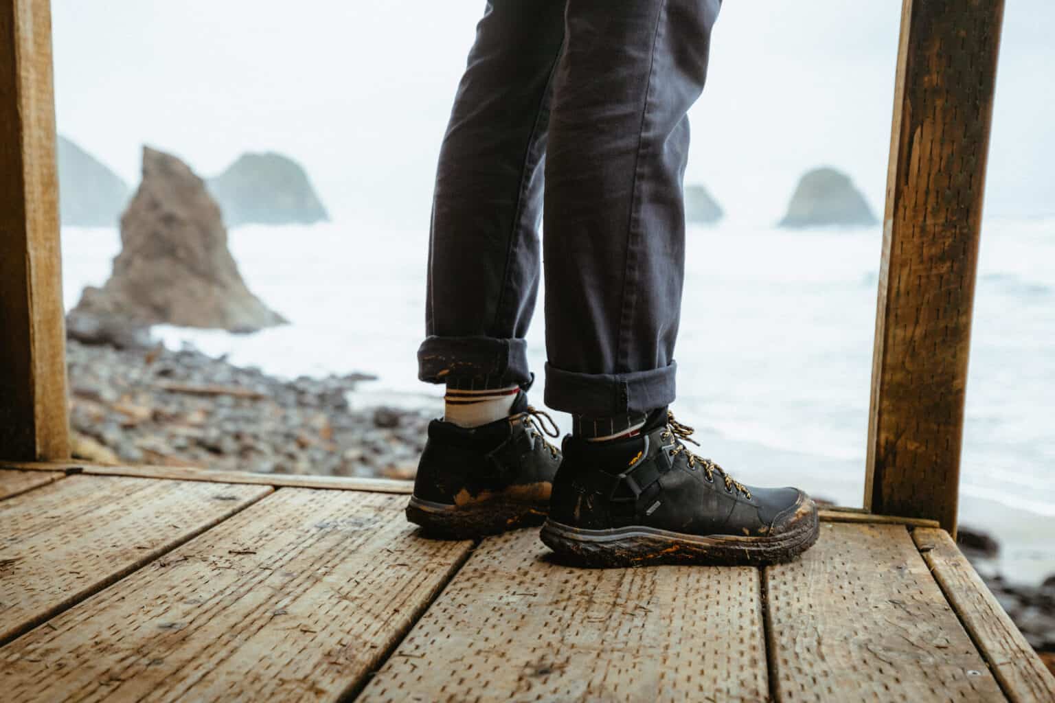 How To Break In Hiking Boots (4 Things You Should Know) The Mandagies