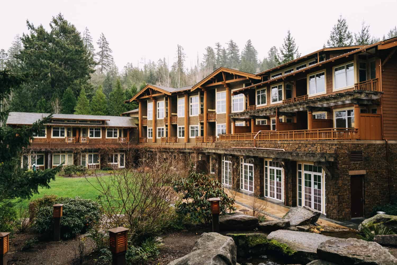 The Best Resorts in the Pacific Northwest - Alderbrook Resort