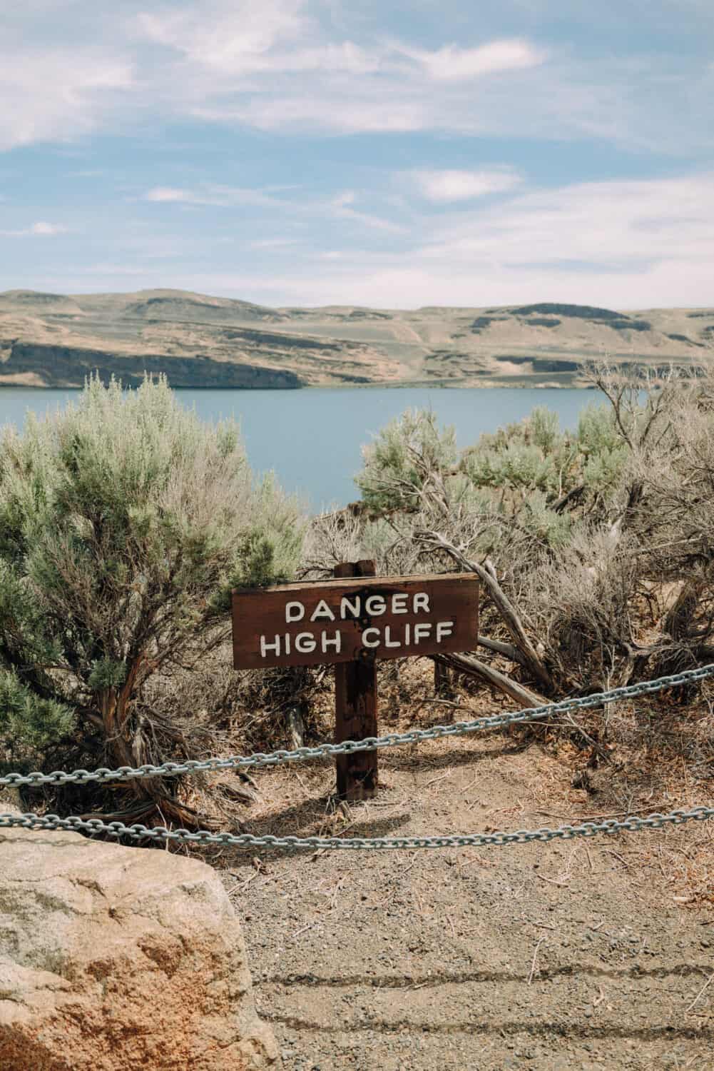 Haunted Places in Washington - Gingko Petrified Forest