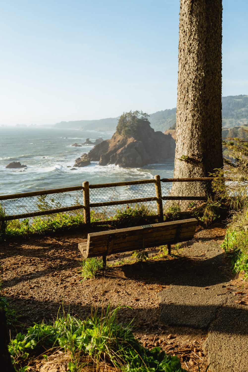 April Outdoor Holidays - Bench overlooking the Oregon coast
