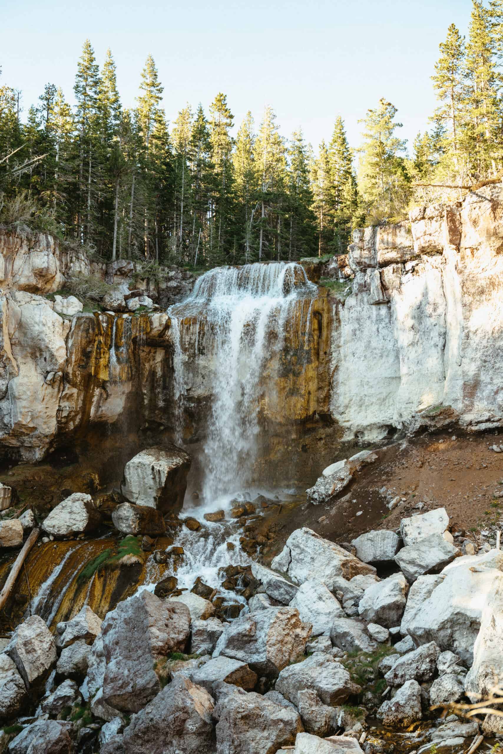 The 13 Best Waterfalls Near Bend, Oregon - The Mandagies